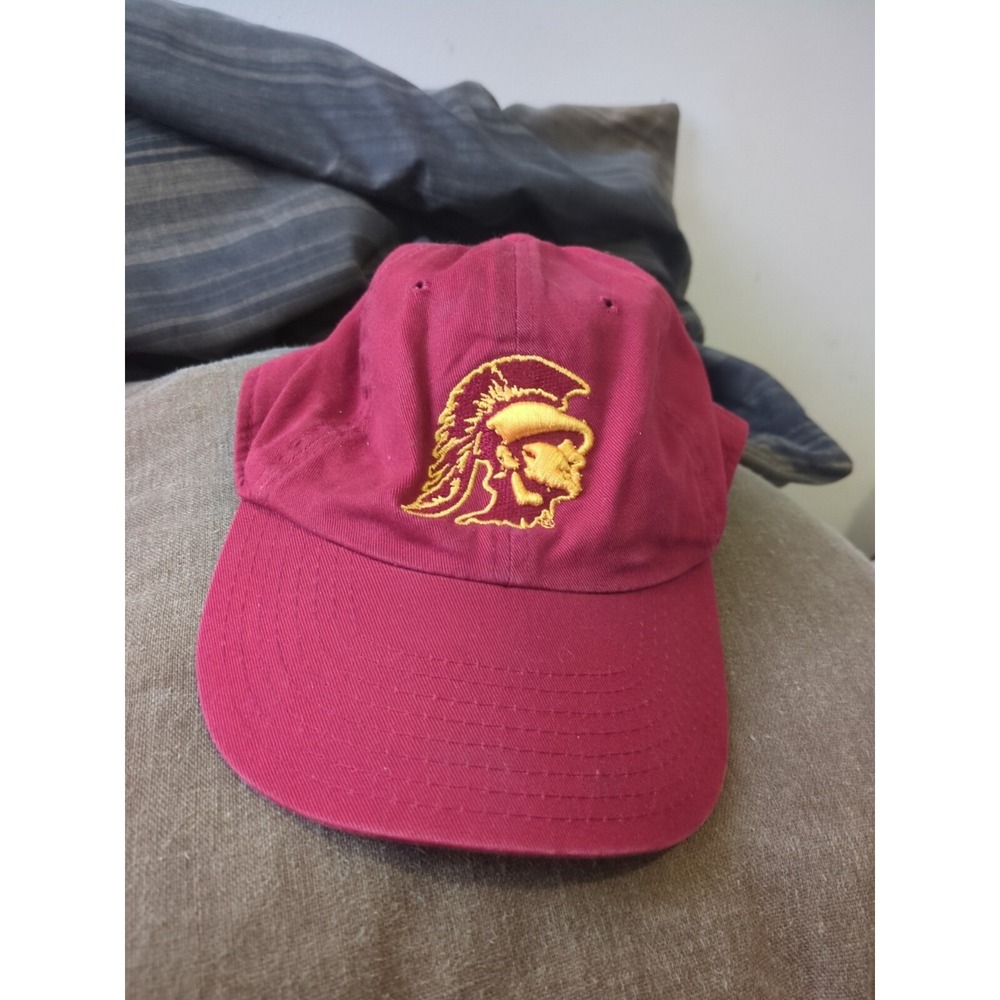 University of Southern California Trojans Red Hat Adult Size L Red Cap A113